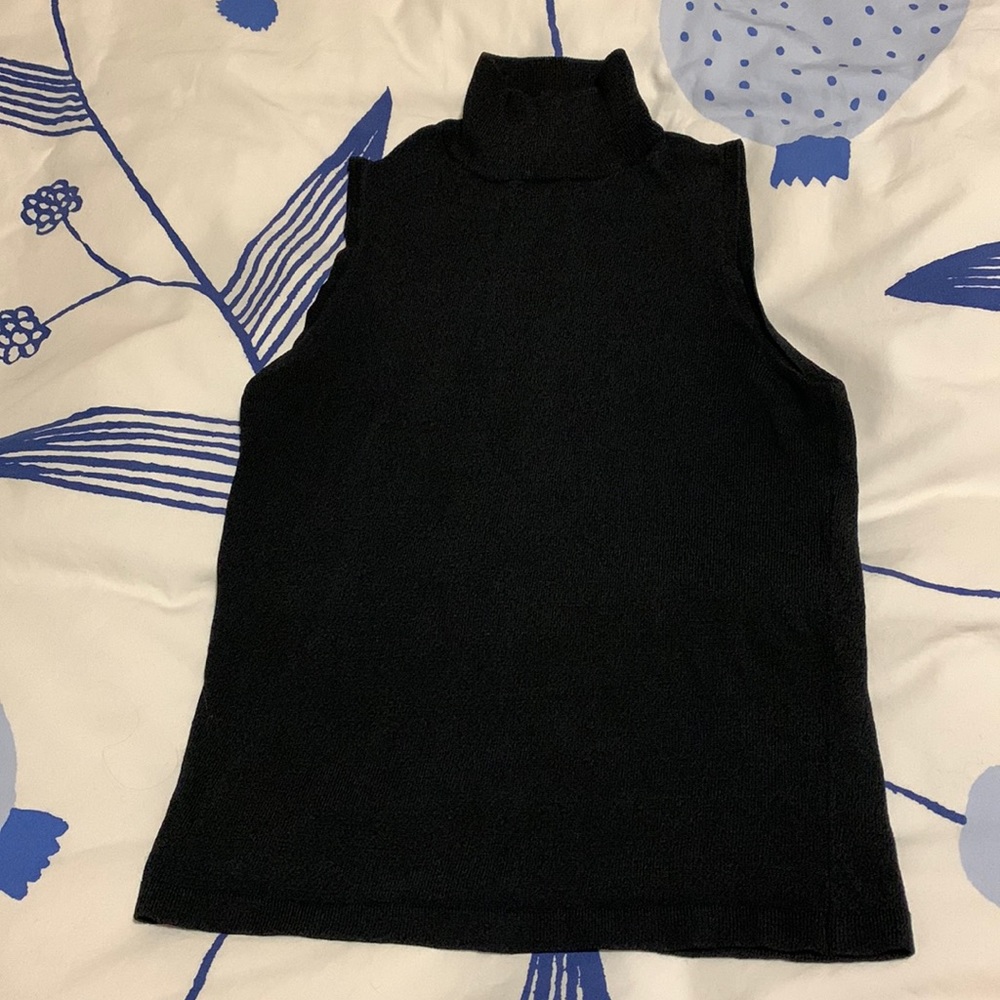 I.N.C. Slinky top